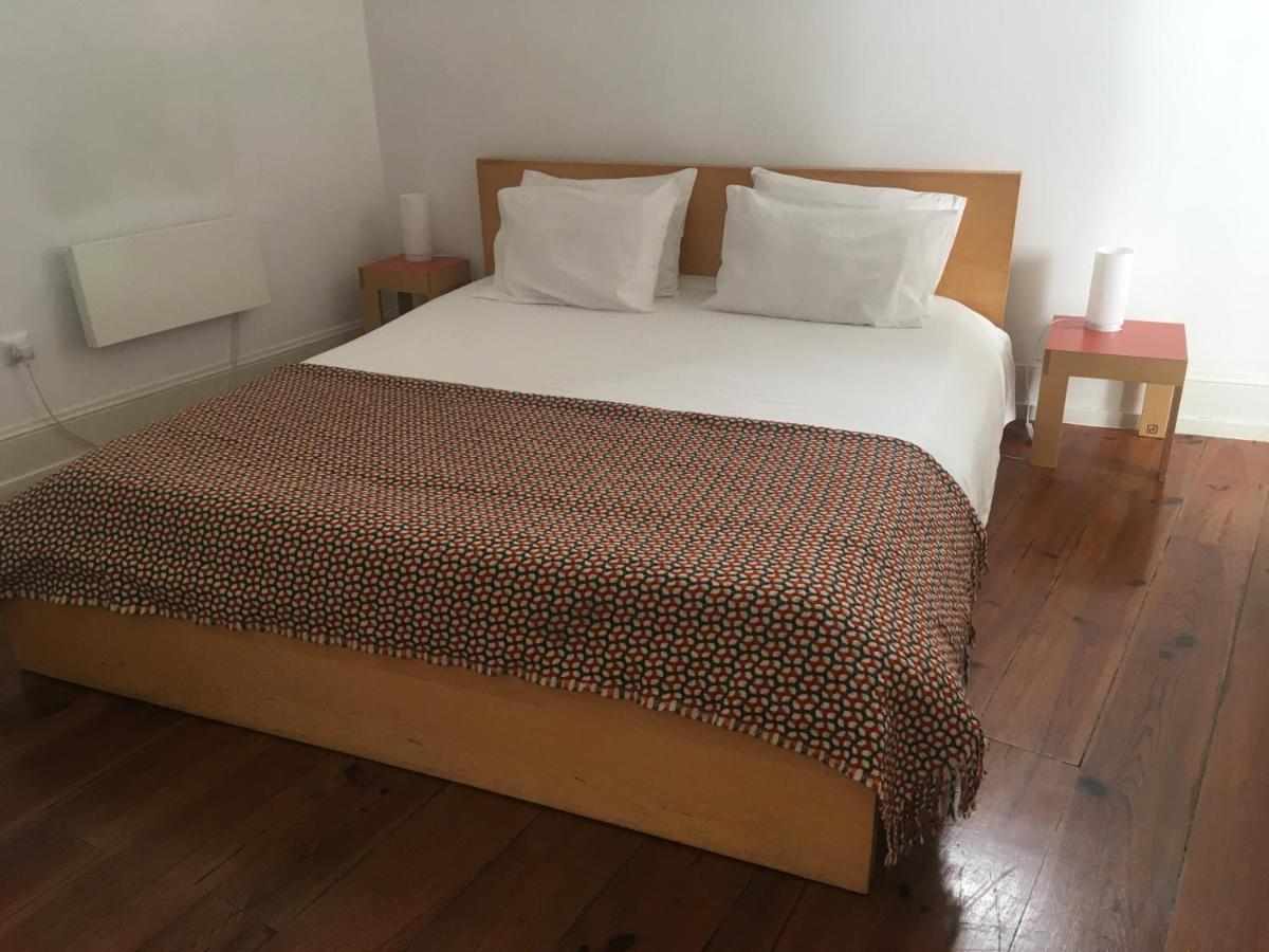 Cinco Em 5 Villa Coimbra Bagian luar foto