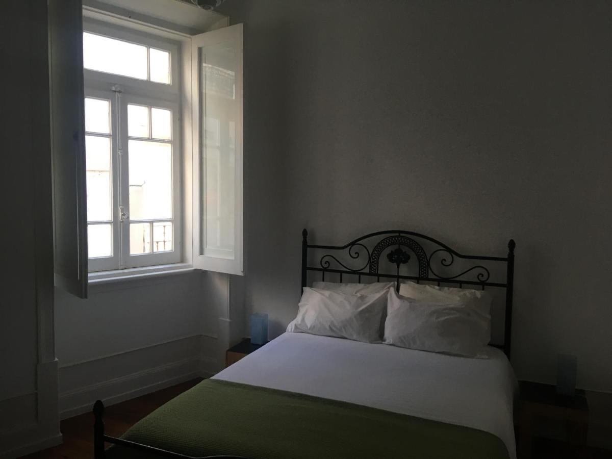 Cinco Em 5 Villa Coimbra Bagian luar foto