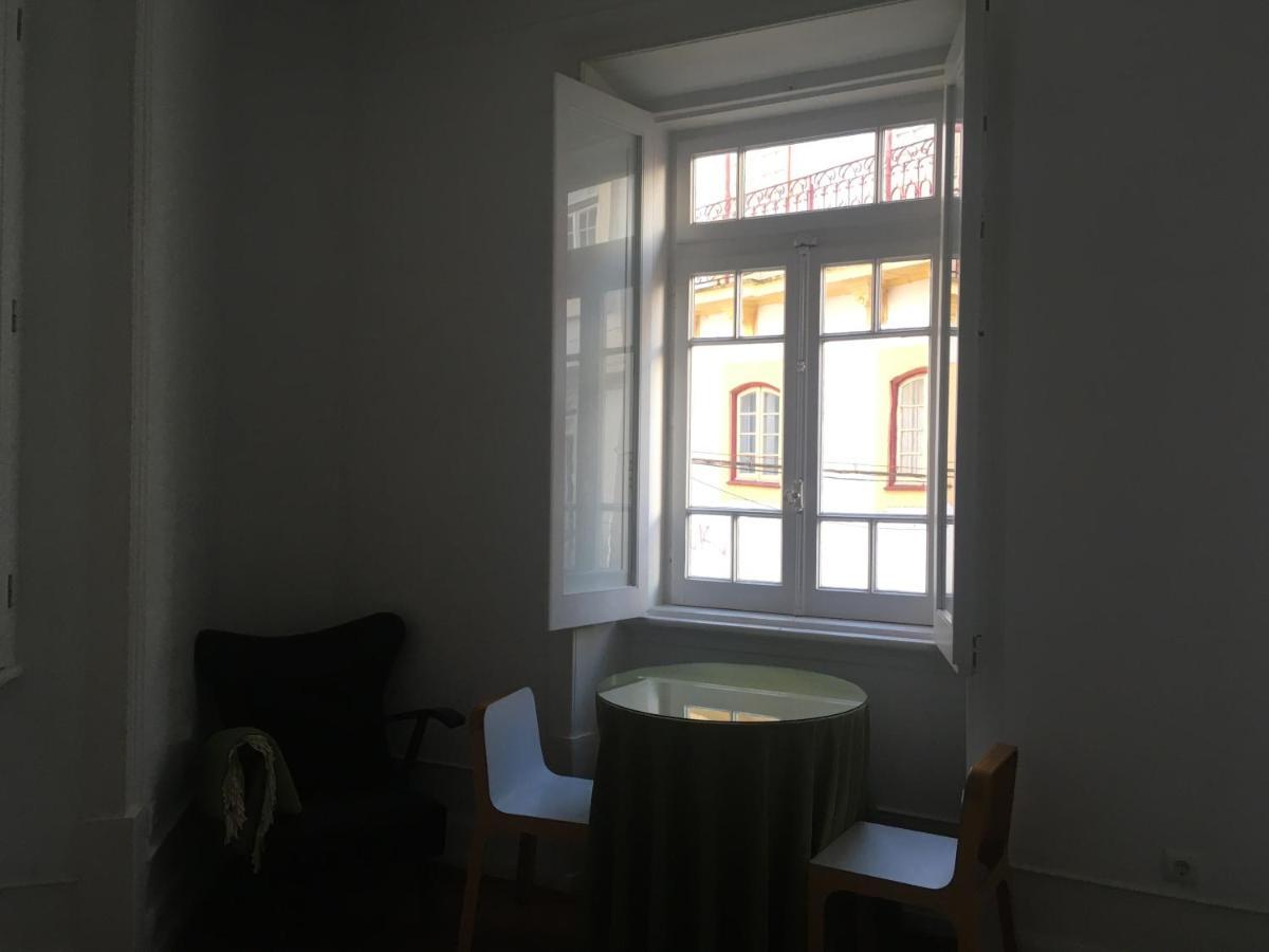 Cinco Em 5 Villa Coimbra Bagian luar foto
