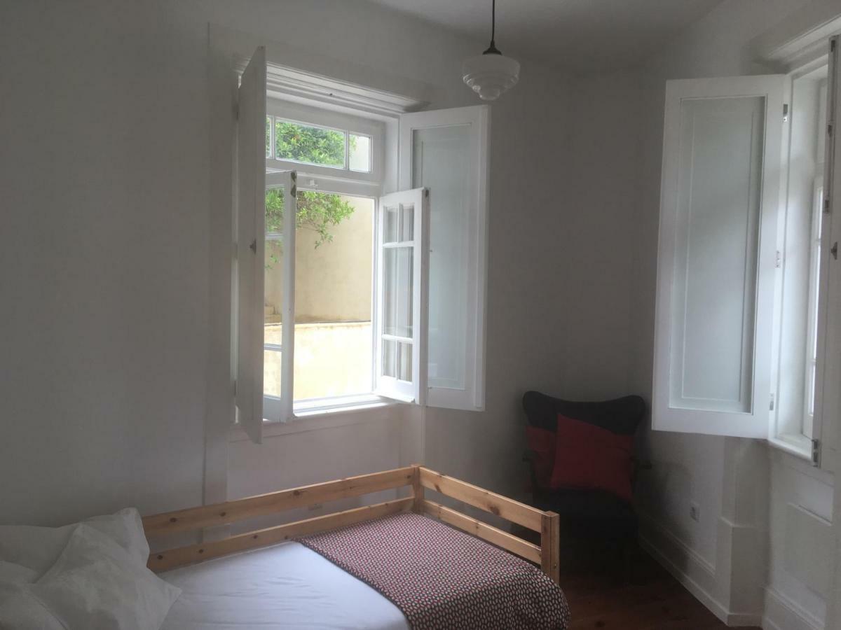 Cinco Em 5 Villa Coimbra Bagian luar foto