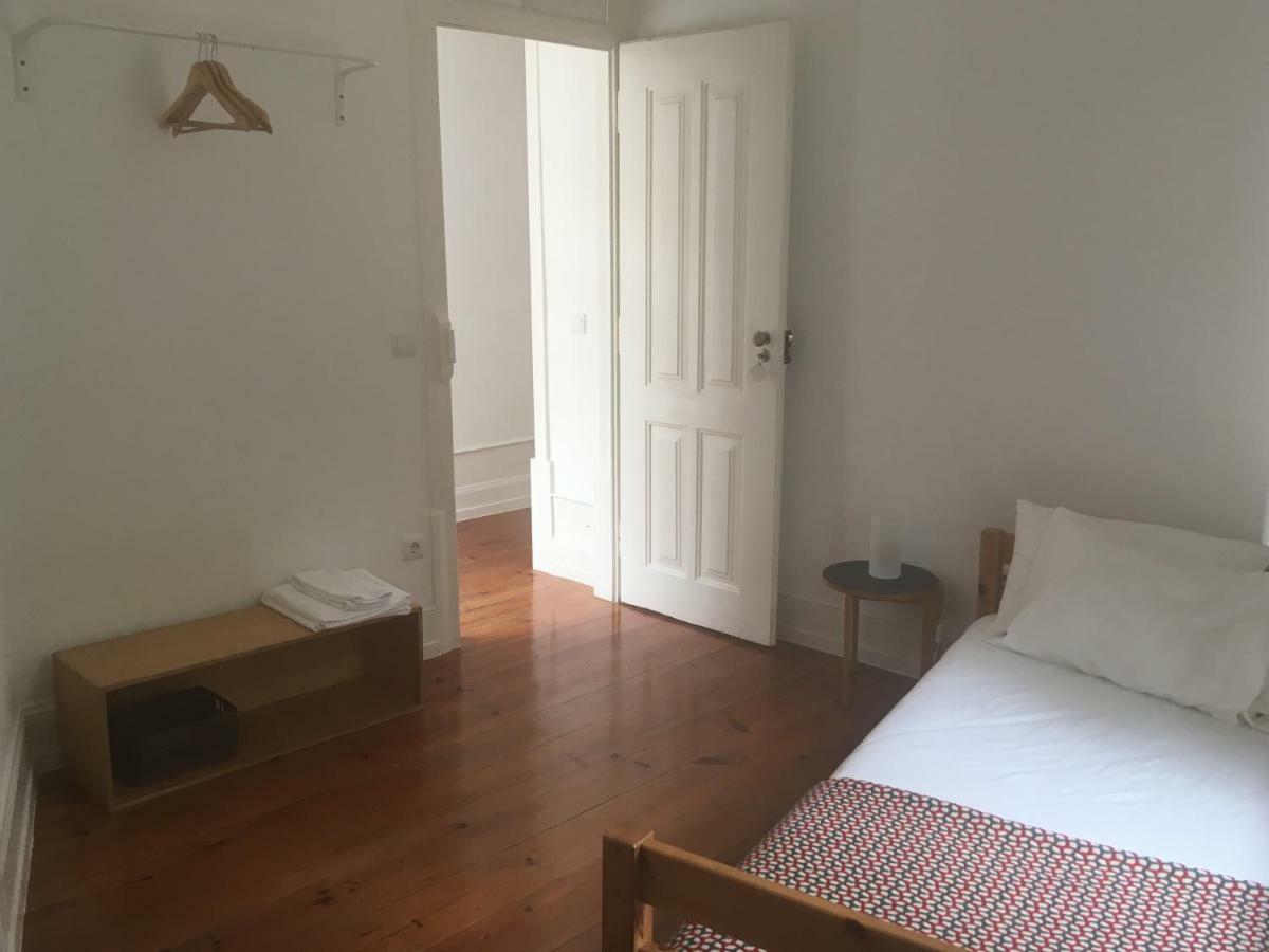 Cinco Em 5 Villa Coimbra Bagian luar foto
